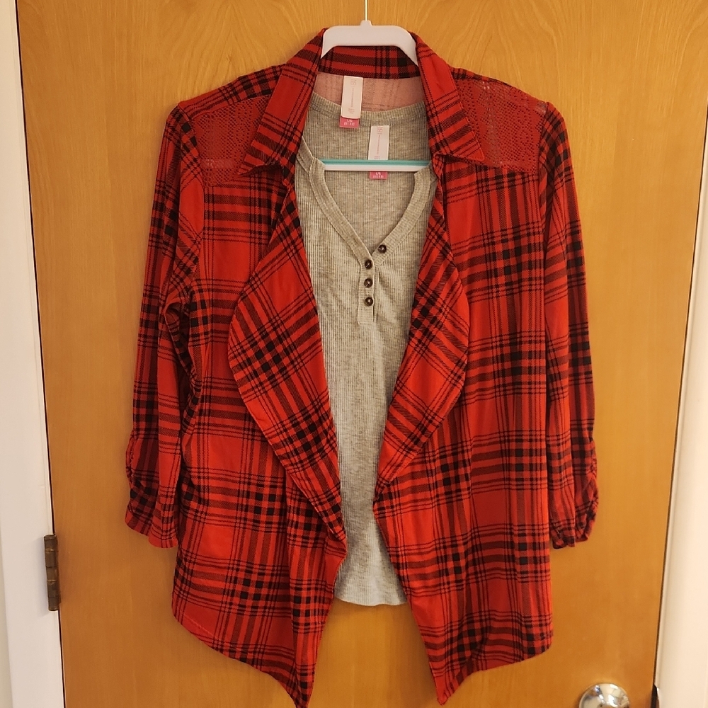 No Boundaries Red Plaid Button Down Shirt